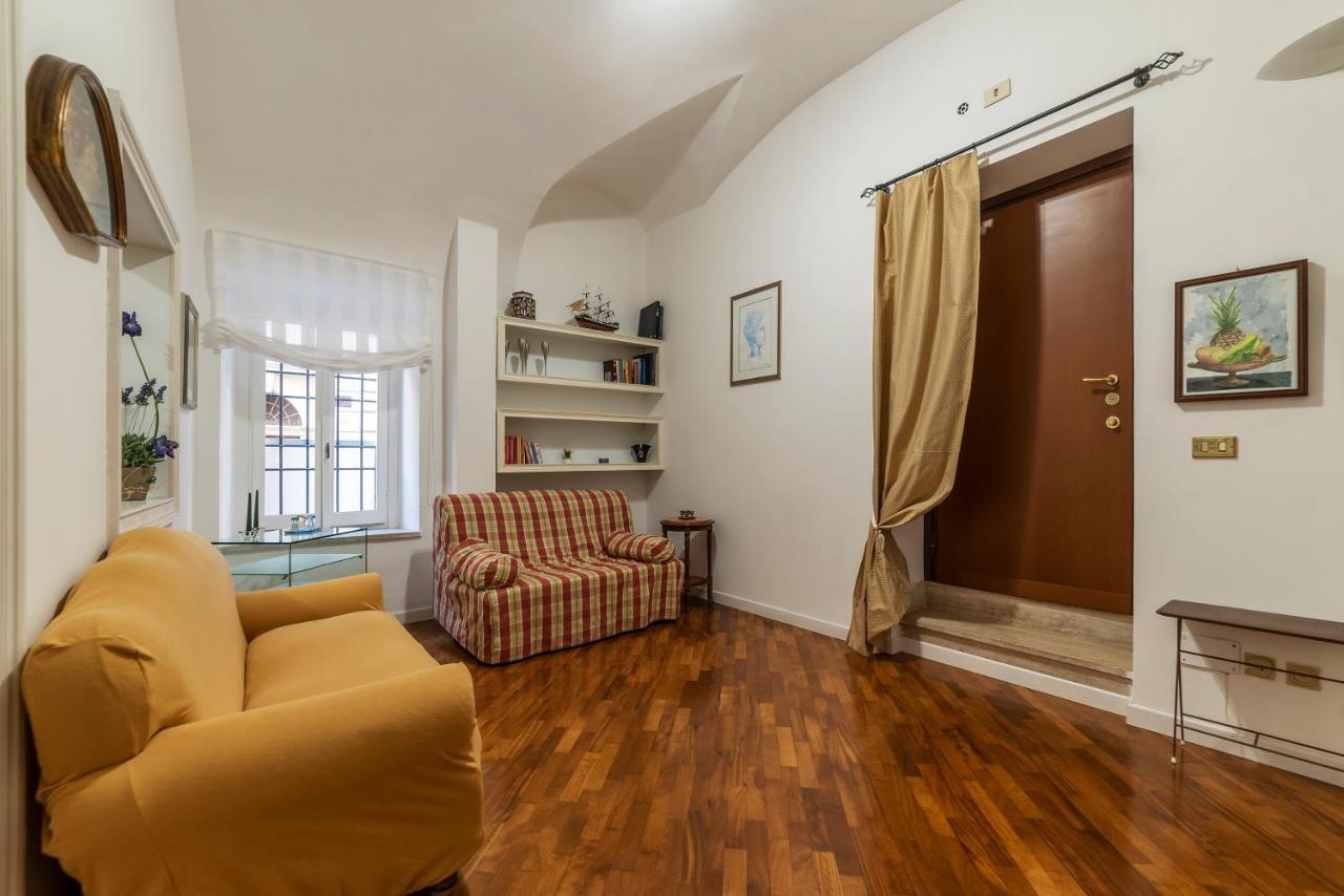רומא Rione Monti & Cavour Apartment מראה חיצוני תמונה