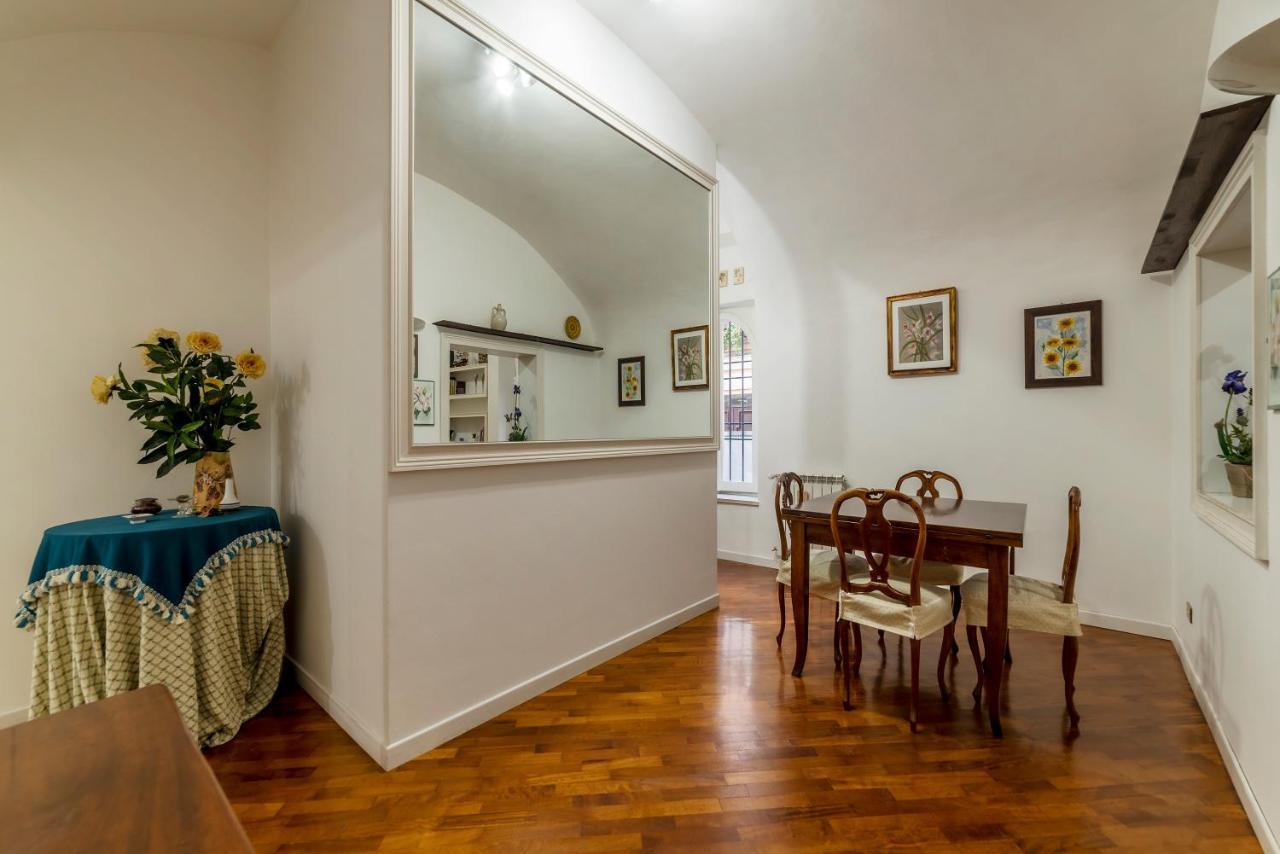 רומא Rione Monti & Cavour Apartment מראה חיצוני תמונה